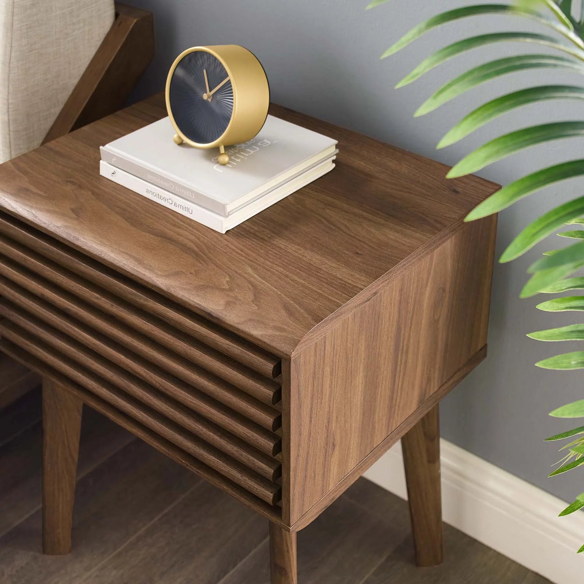Wood Nightstand Accent Table Q698