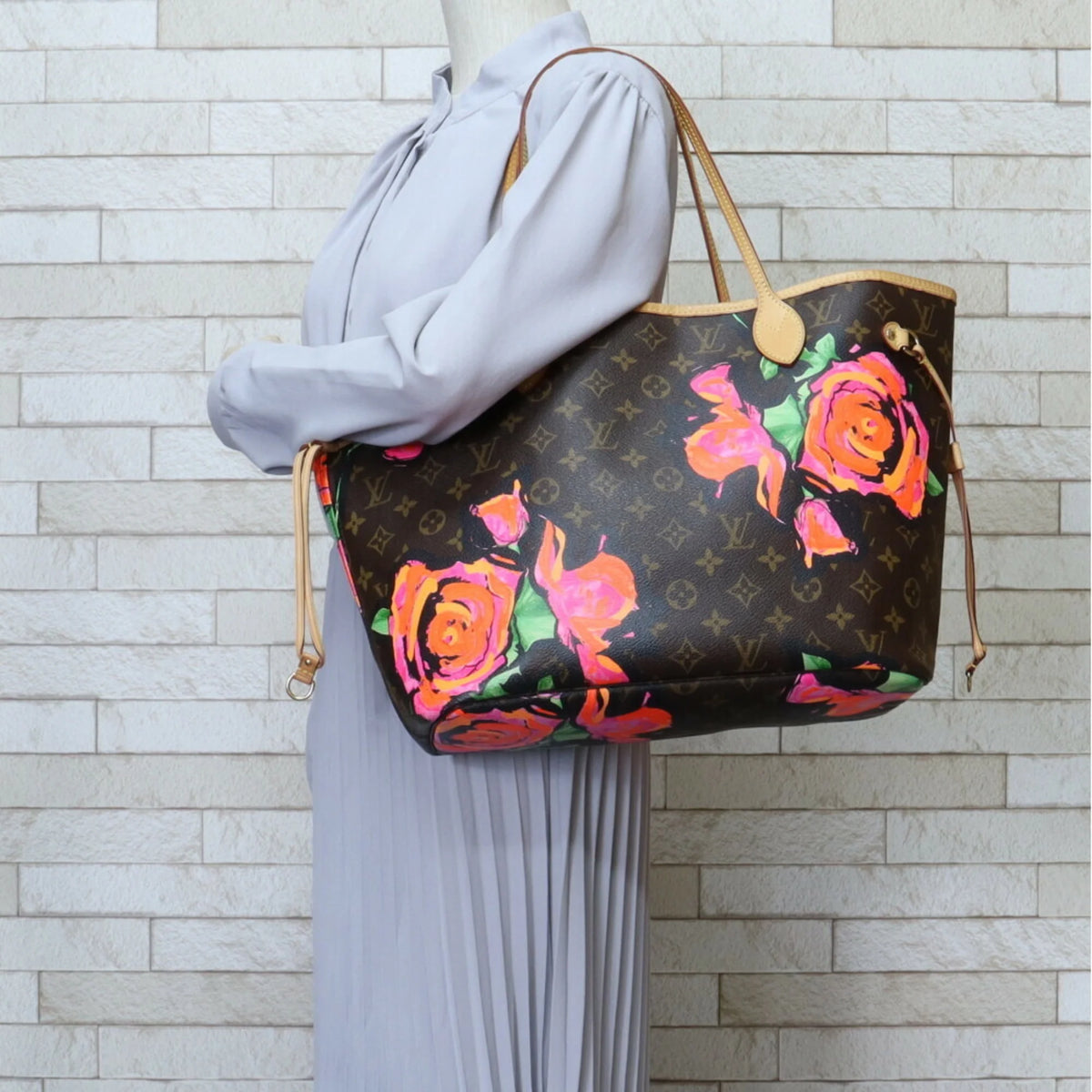 Pre-Owned Monogram Canvas Tote Bag Y3447