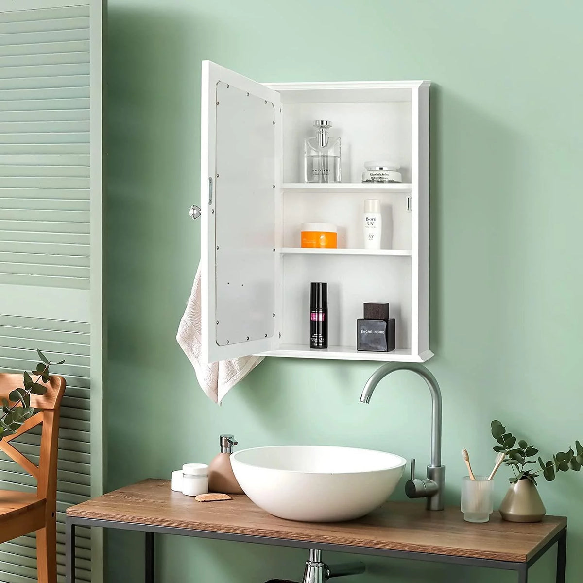 Wall Mount Mirrored Medicine Cabinet with Single Door and Adjustable Shelves White F772879